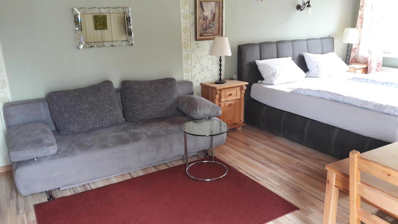 Pension Waldfrieden Maring-Noviand エクステリア 写真