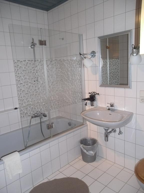 Pension Waldfrieden Maring-Noviand 部屋 写真