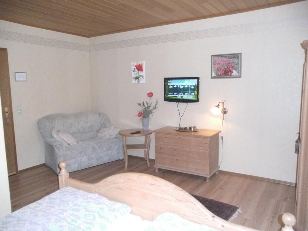 Pension Waldfrieden Maring-Noviand 部屋 写真