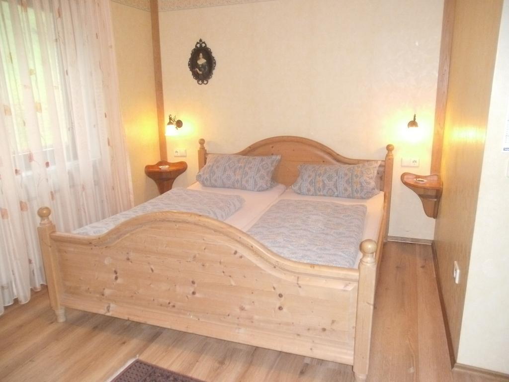 Pension Waldfrieden Maring-Noviand 部屋 写真