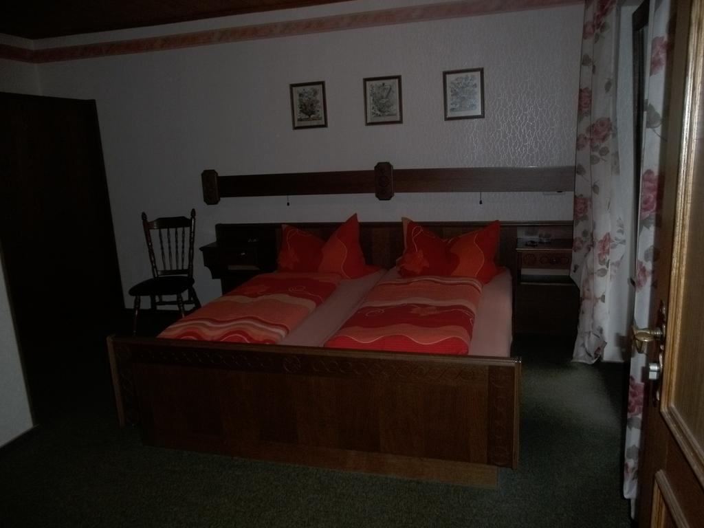 Pension Waldfrieden Maring-Noviand 部屋 写真