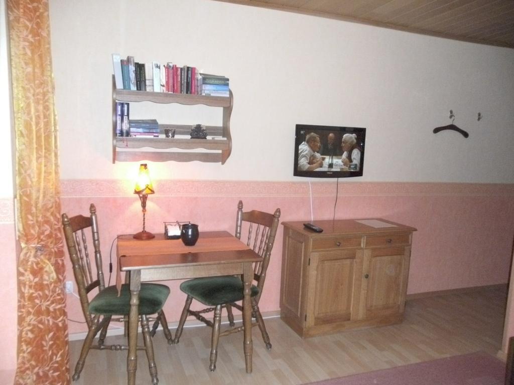 Pension Waldfrieden Maring-Noviand 部屋 写真