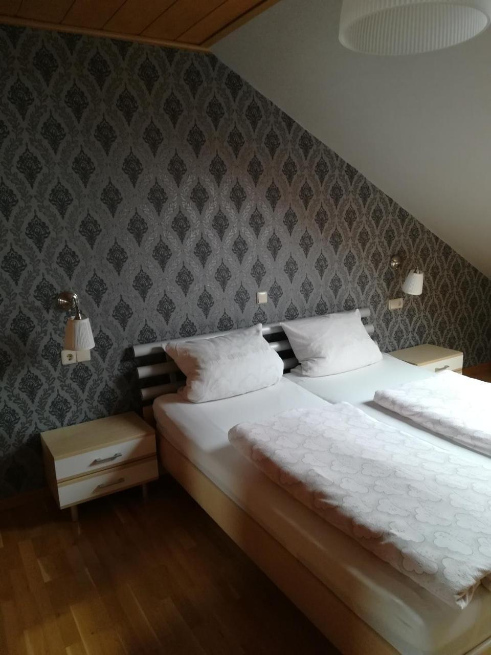 Pension Waldfrieden Maring-Noviand エクステリア 写真