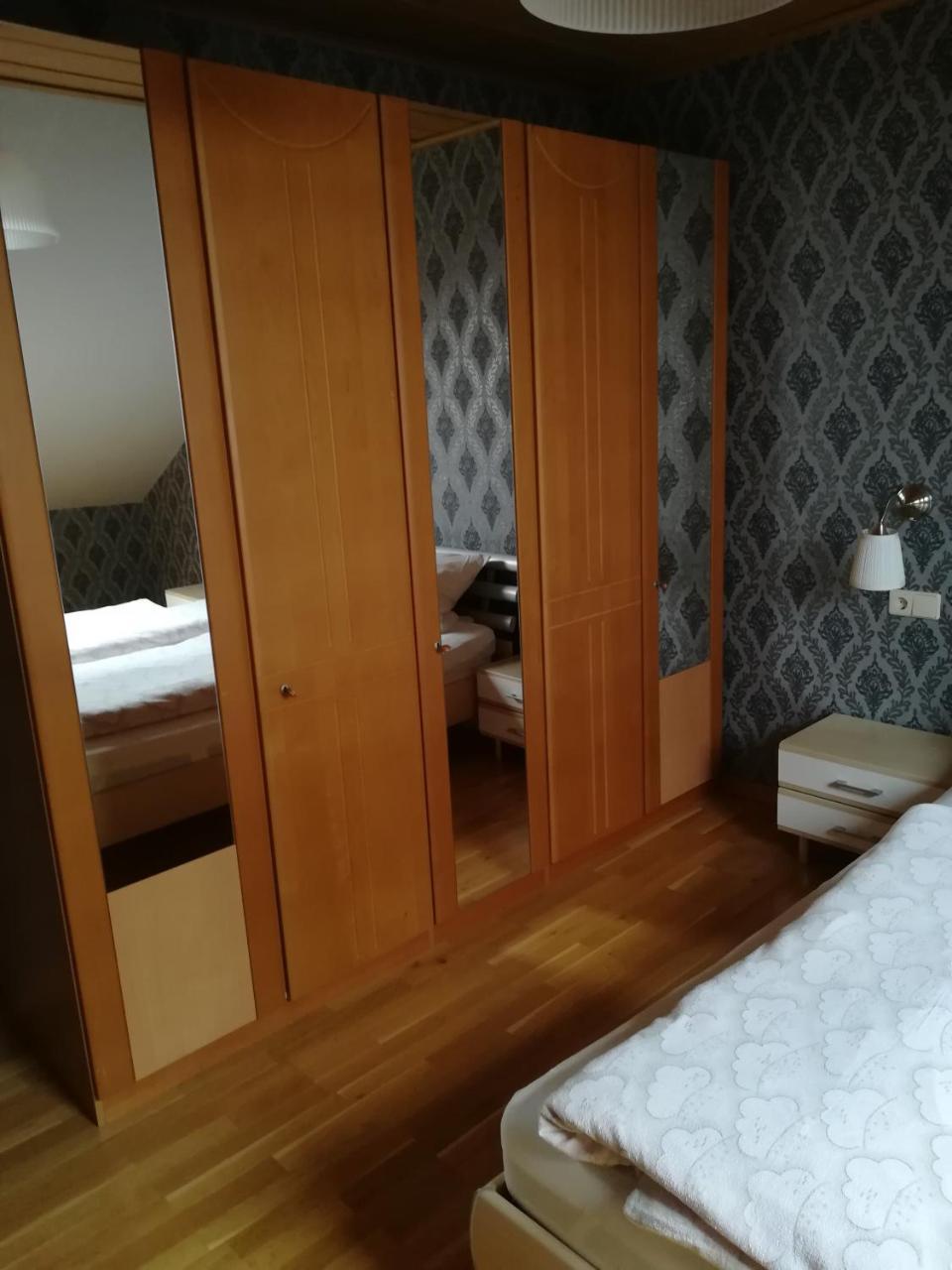 Pension Waldfrieden Maring-Noviand エクステリア 写真